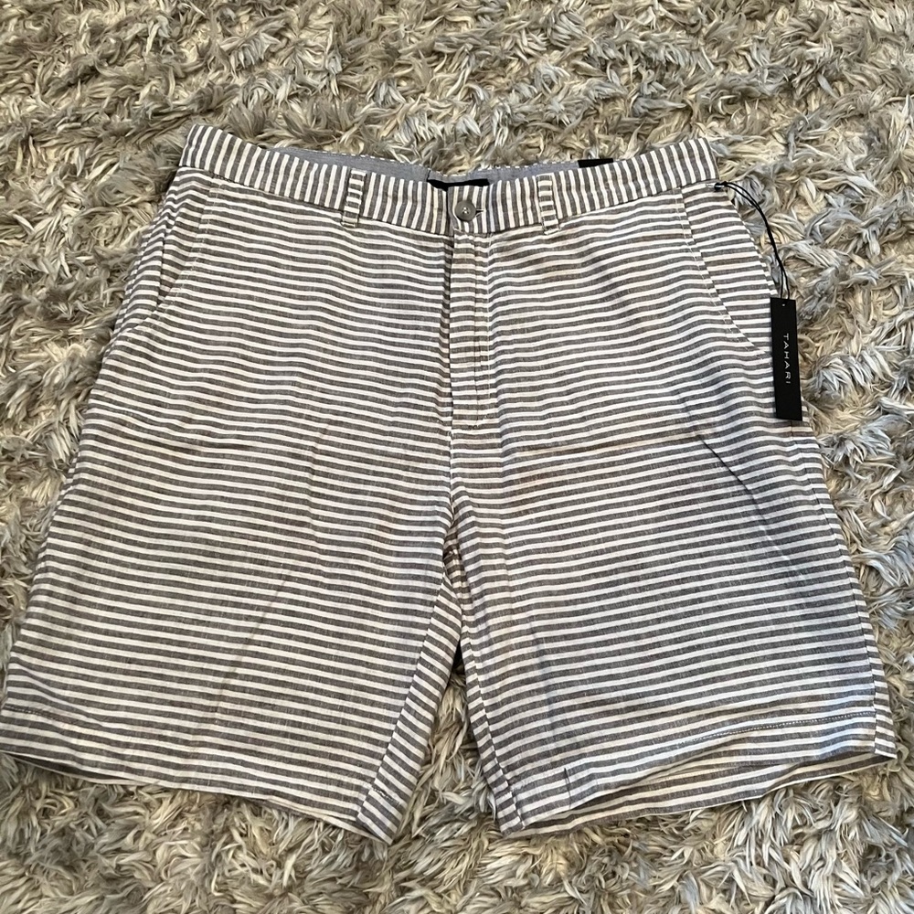 Tahari Mens Casual Lightweight Summer Striped Shorts